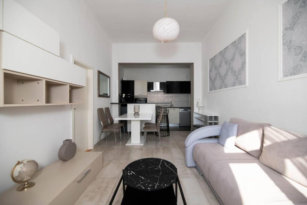 Apartment Val With Sea View Šibenik Exteriör bild